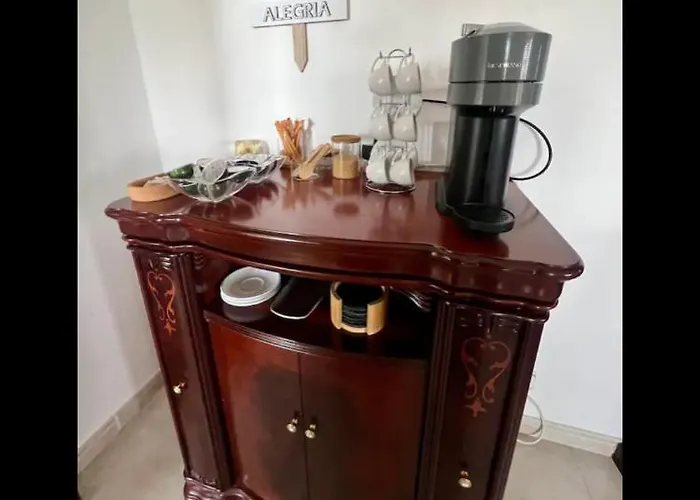 فندق مبيت وإفطار Brisa Bright Retreat Near The Beach! لورينها