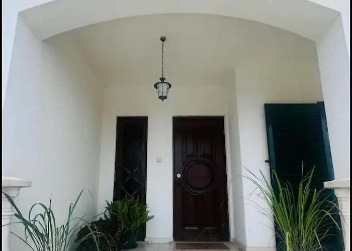 Brisa Bright Retreat Near The Beach! * لورينها